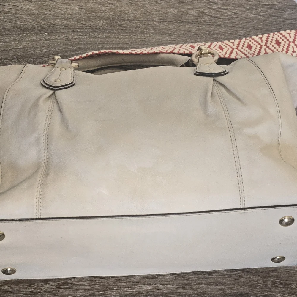 Coach White Leather Purse - Picture 9 of 16